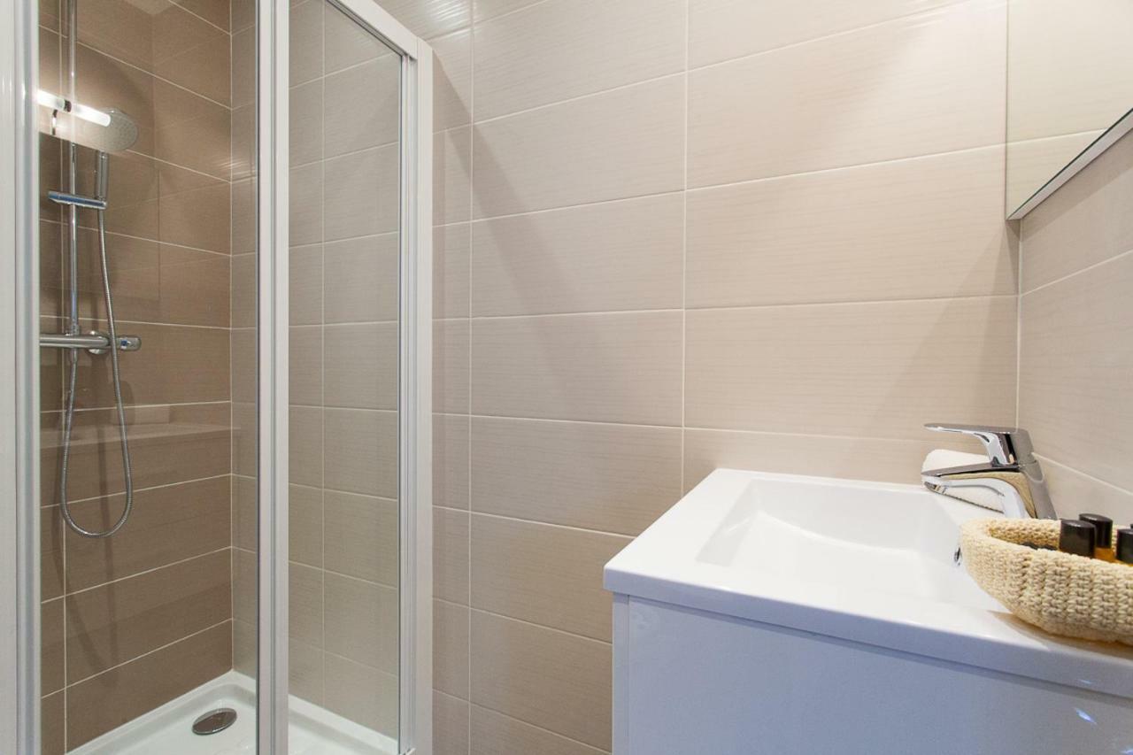 Teisseire Accomodations Cannes Esterno foto